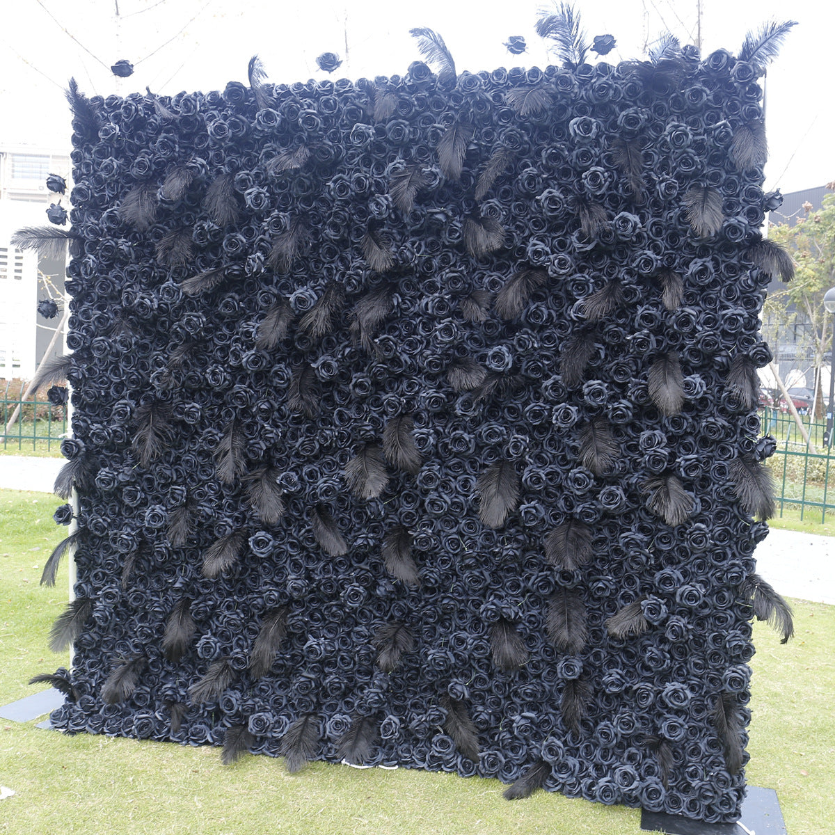 Handmade Artificial Fabric Rolling Up Curtain Black Rose Flower Wall Backdrop For Birthday Wedding Decor