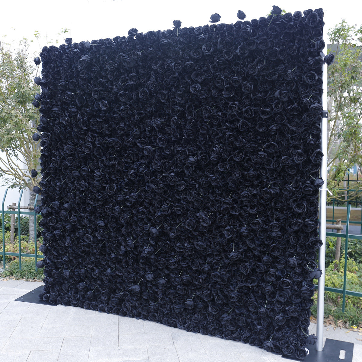 Handmade Artificial Fabric Rolling Up Curtain Black Rose Flower Wall Backdrop For Birthday Wedding Decor